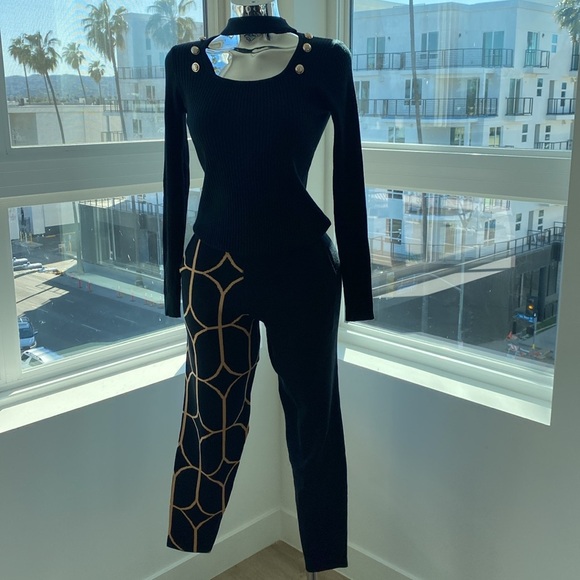 Crossover Asymmetrical Sweater Leggings - Picture 1 of 8